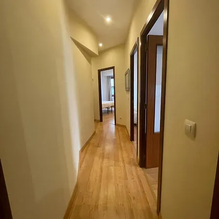 Apartman Casco Vello Oliva 8 *