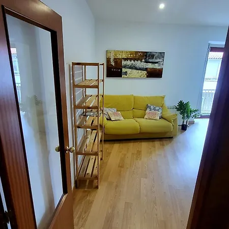 Apartamento Casco Vello Oliva 8 *